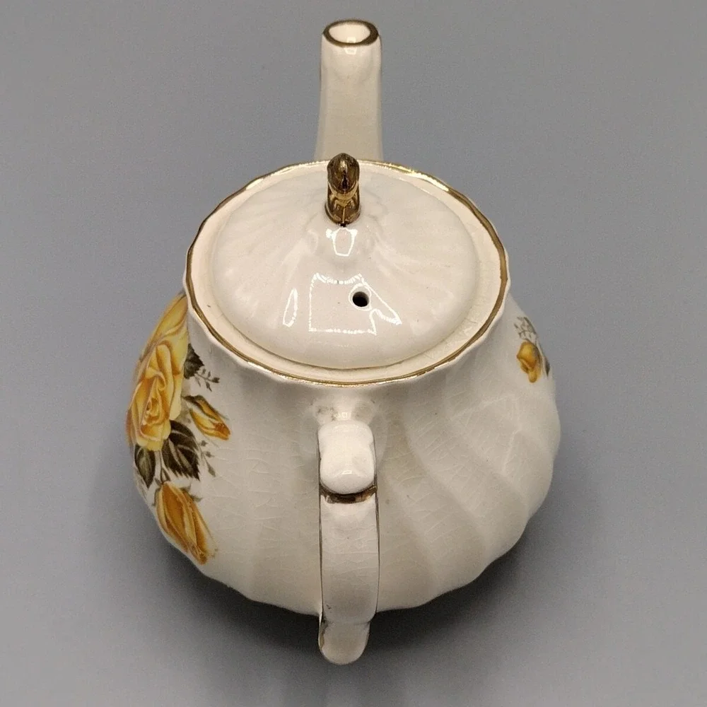 Early Antique Sadler 5
